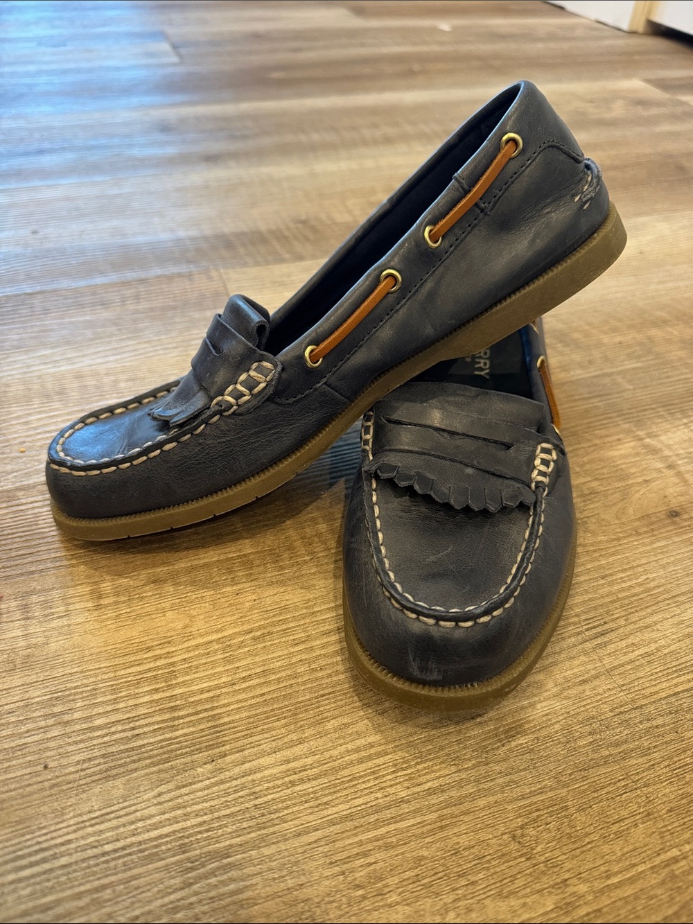 Sperry Navy Leather Kiltie Penny Loafers Brown Accents Top Siders Boat Shoes - Picture 2 of 6